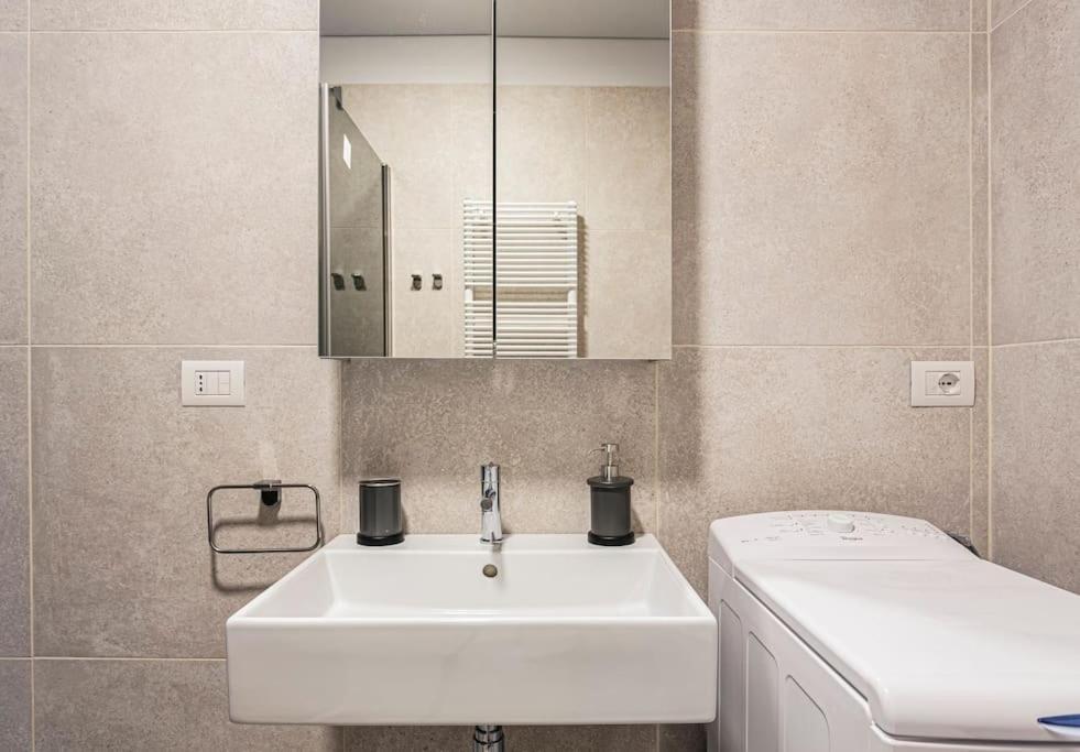 Unique Studio In The Heart Of Milán Exterior foto
